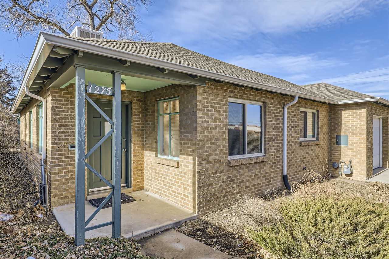 1275 Jasmine St - Photo 3 of 28