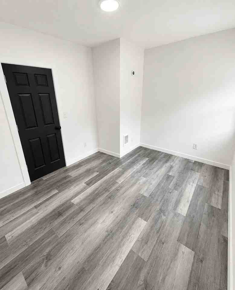 111 E Cheyenne Rd - Photo 4 of 5