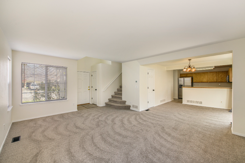 1807 Antero Ct - Photo 3 of 14