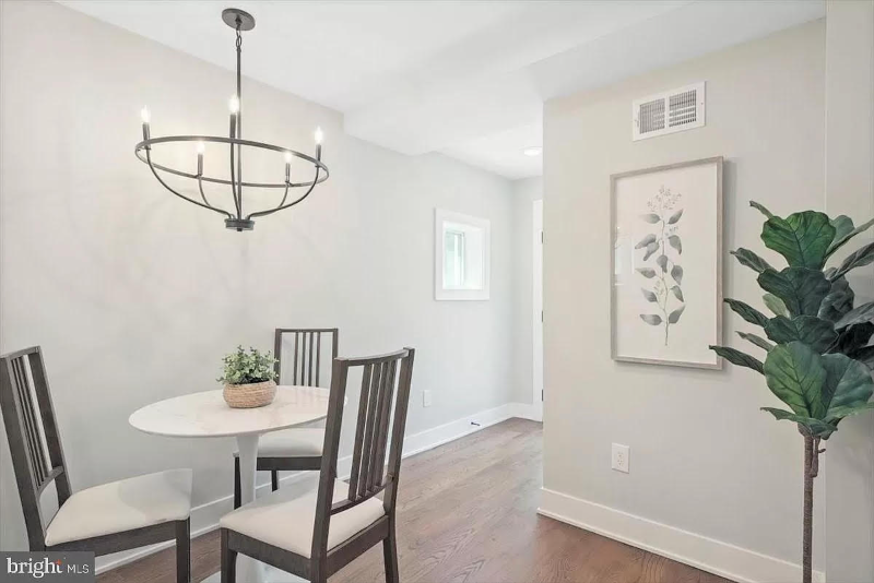 396 Ripka St - Photo 7 of 16