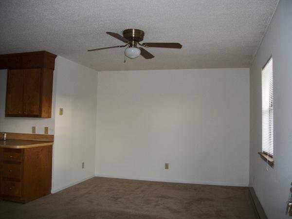 3170 Moseley Dr #3170-10 - Photo 5 of 7