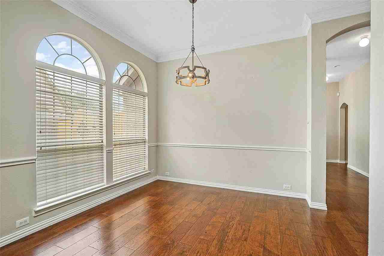 3929 Autumn Ln - Photo 5 of 18