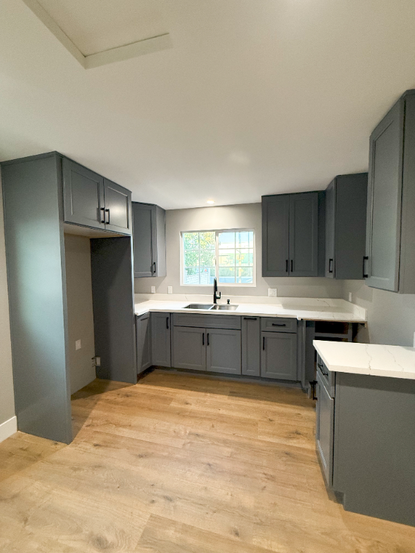 7648 Paramount Pl - Photo 5 of 7
