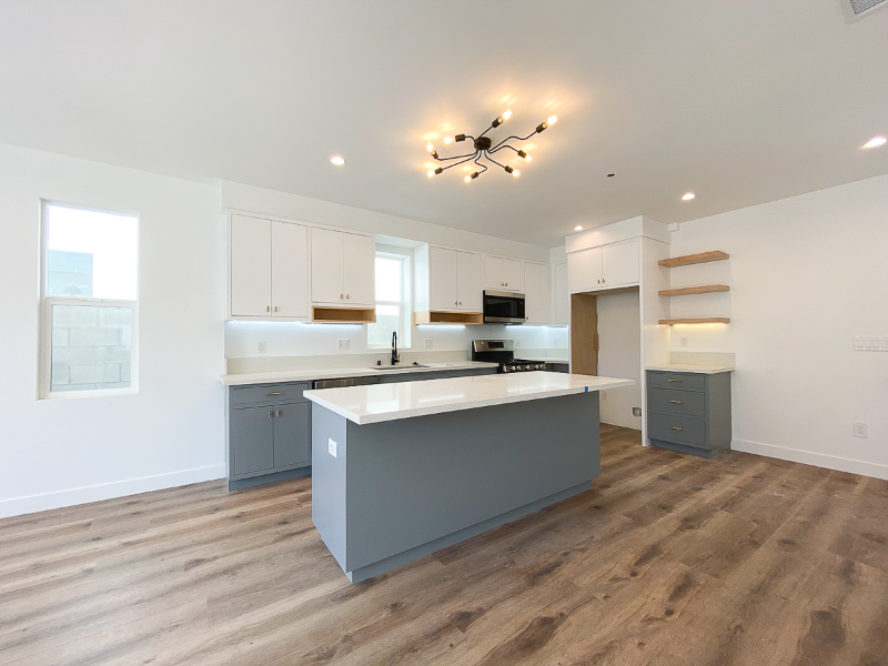 3003 S Cloverdale Ave #0 - Photo 4 of 20