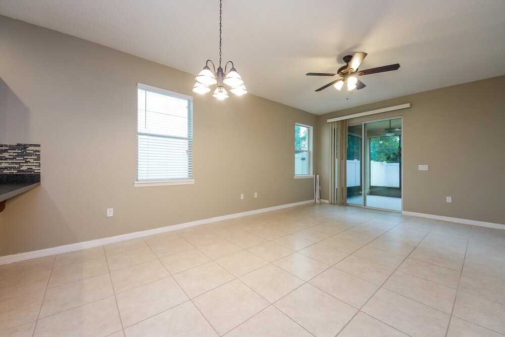 7424 Azalea Cove Cir - Photo 3 of 15