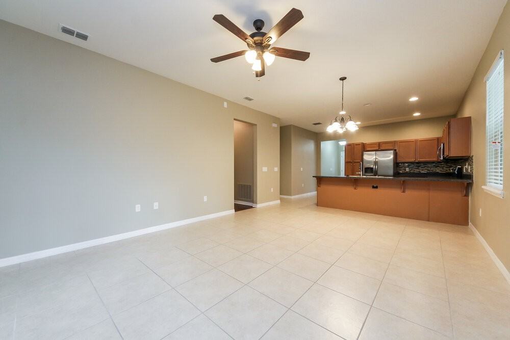 7424 Azalea Cove Cir - Photo 6 of 15