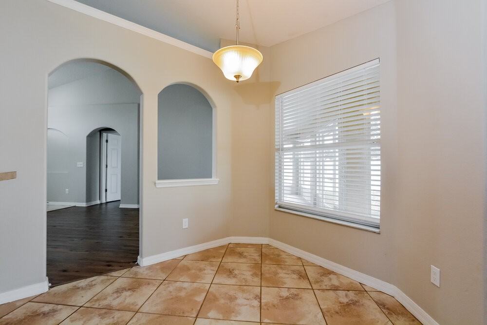 2609 Athens Dr - Photo 4 of 16