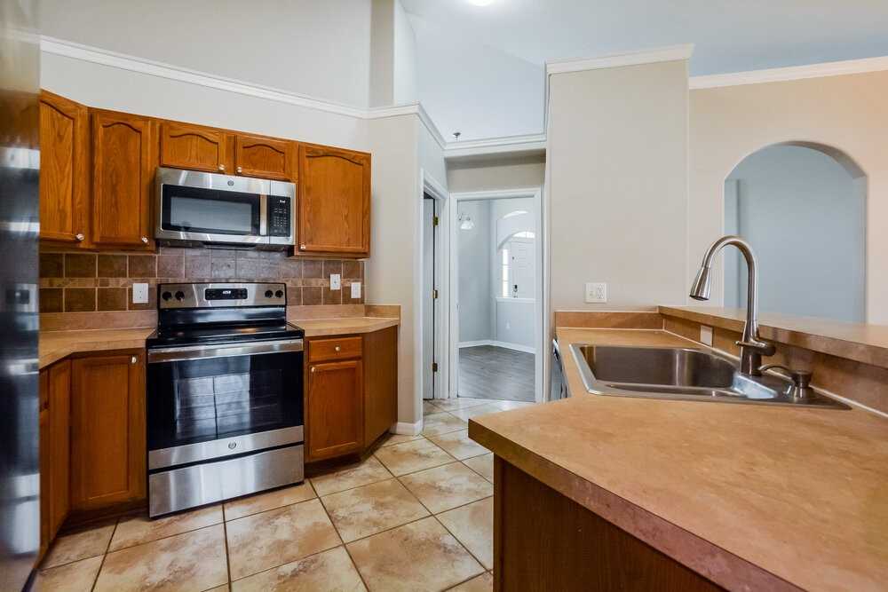 2609 Athens Dr - Photo 7 of 16