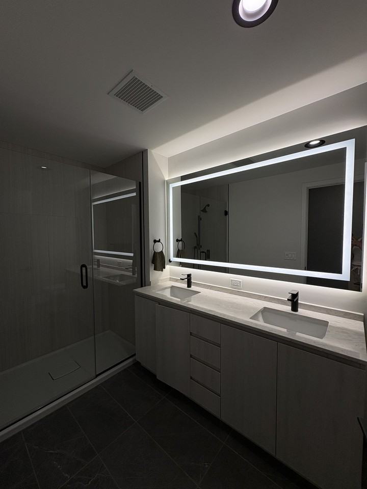 1498 W Randolph St - Photo 4 of 21