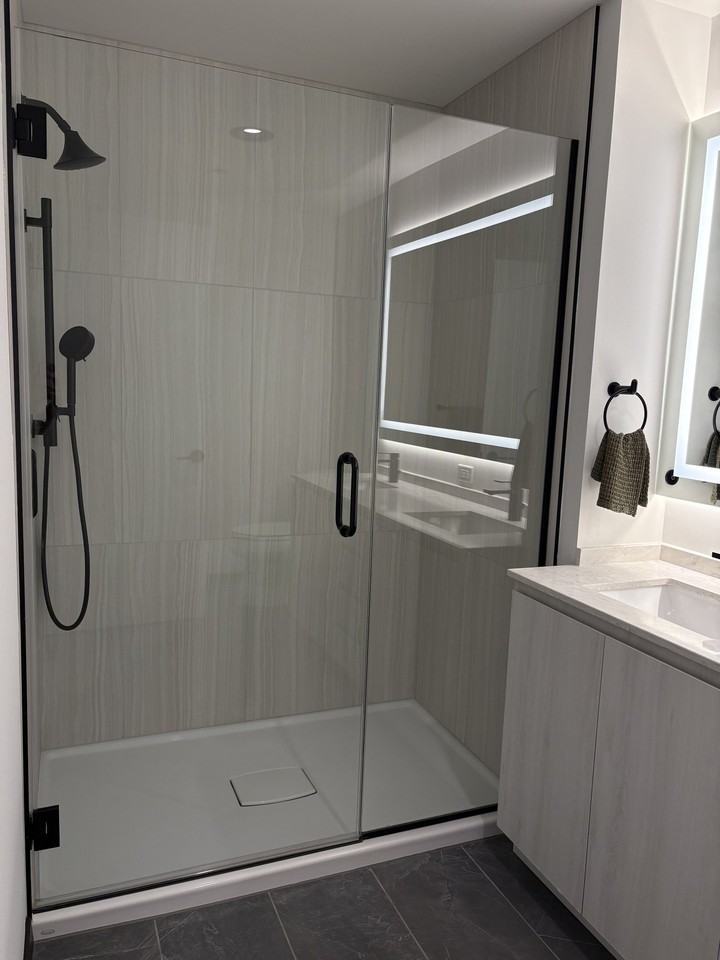 1498 W Randolph St - Photo 5 of 21