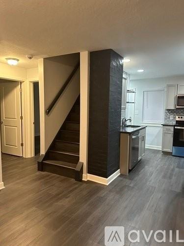 1253 Briarwood Ave - Photo 2 of 16