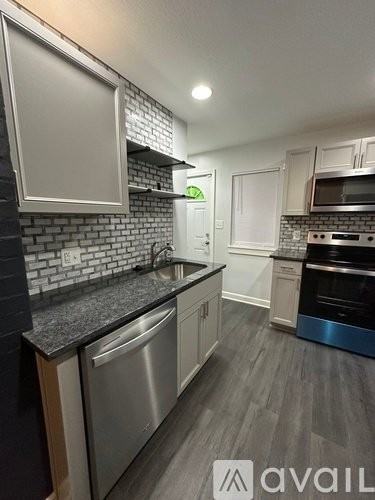 1253 Briarwood Ave - Photo 4 of 16