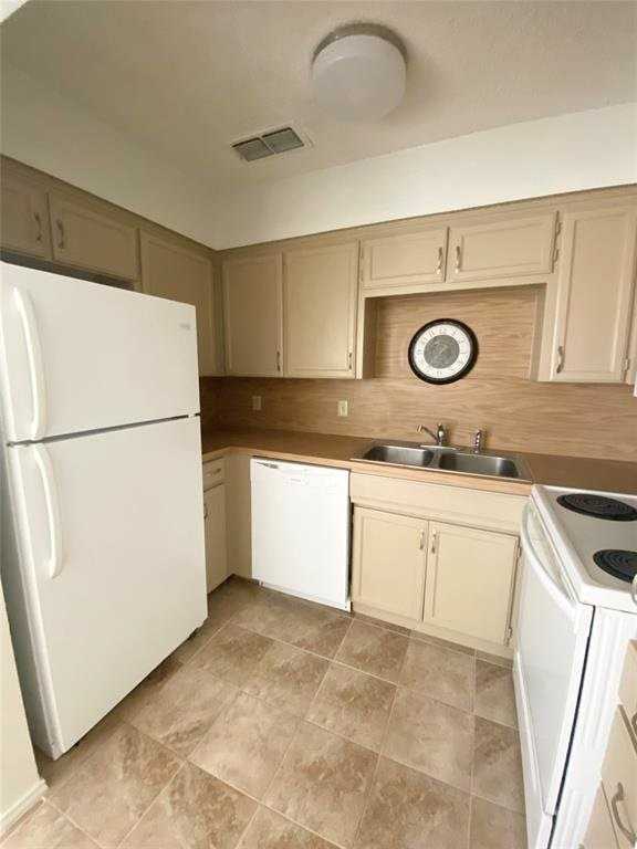 113 Myers Dr - Photo 6 of 9