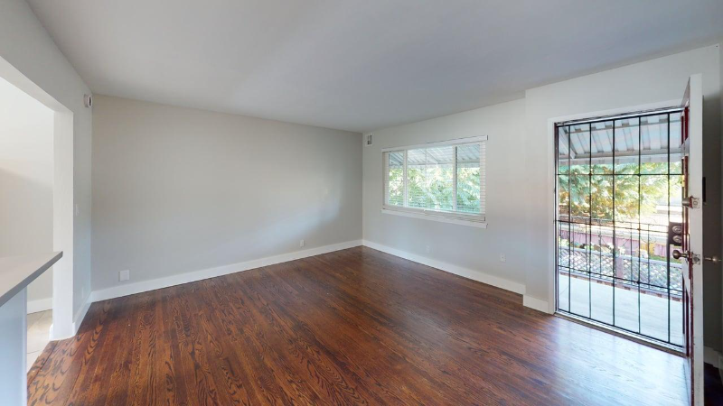 1509 Morton St #E - Photo 2 of 13