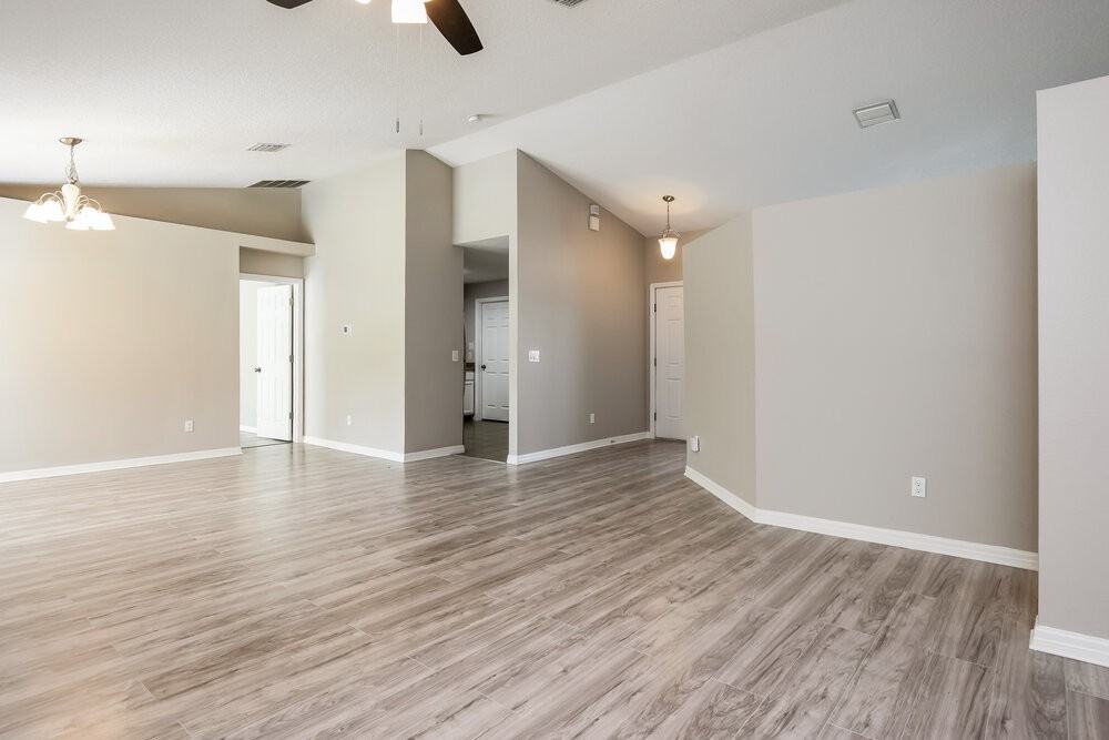 5140 Heatherstone Ct - Photo 4 of 16