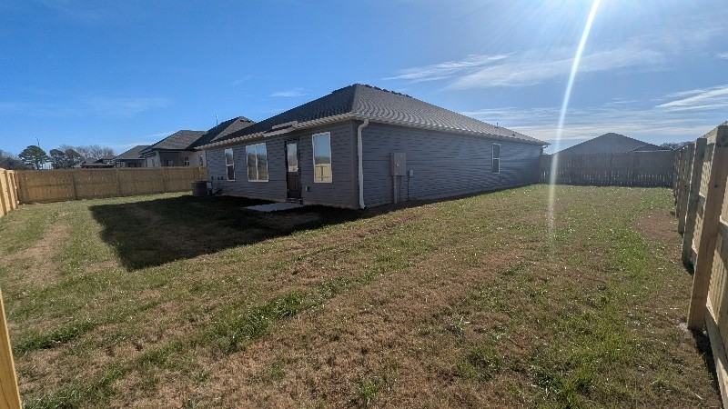 1405 E Latium St - Photo 2 of 23