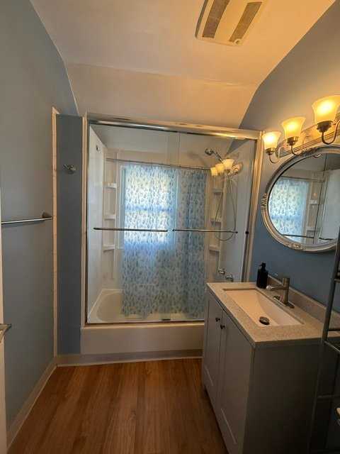 814 Beechwood Ave - Photo 2 of 17