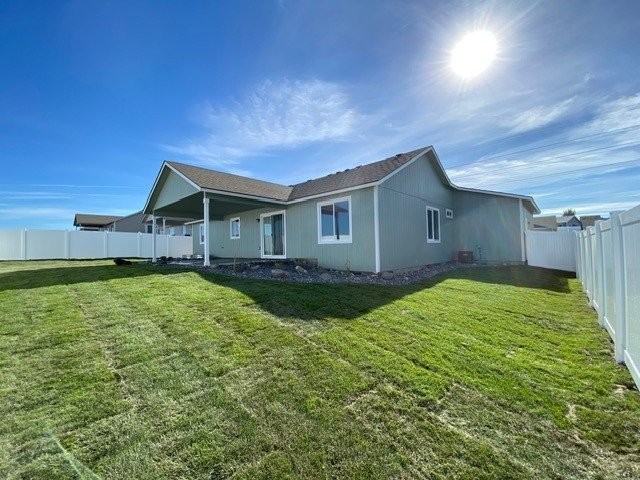 2617 Curlew St - Photo 2 of 11