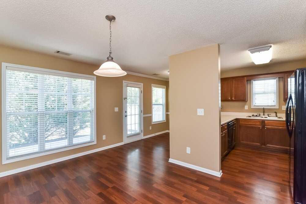 3856 Pine Village Pl - Photo 6 of 17
