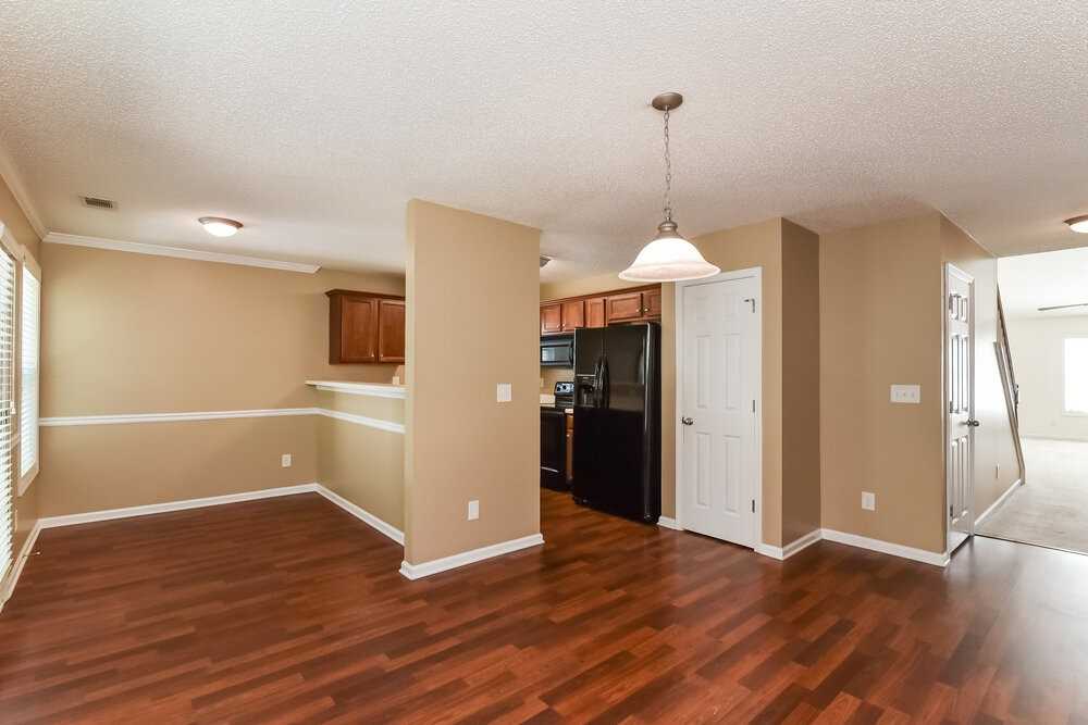 3856 Pine Village Pl - Photo 7 of 17