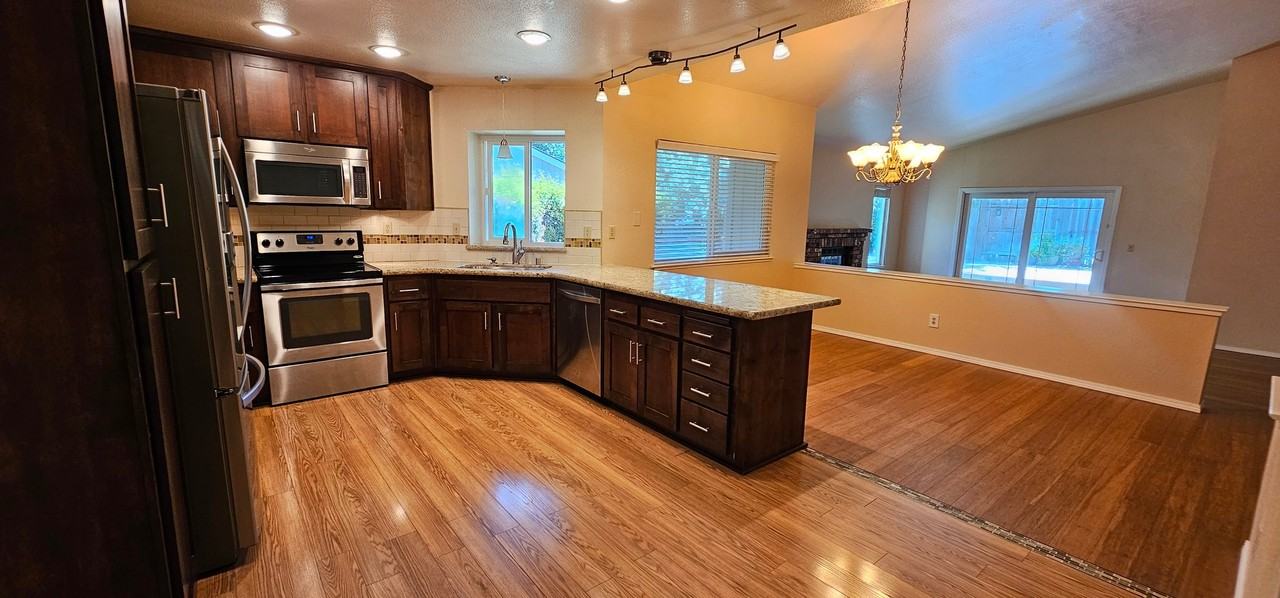 3083 Funston Dr - Photo 2 of 17