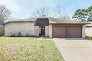 featured image of 20015 Bishops Gate Ln