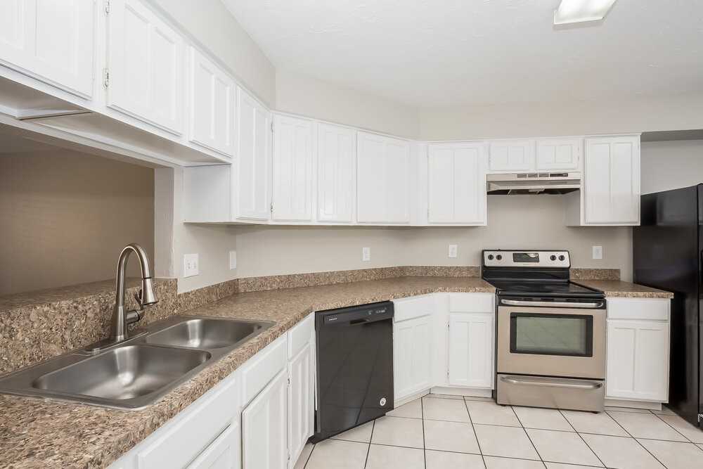 20015 Bishops Gate Ln - Photo 7 of 13