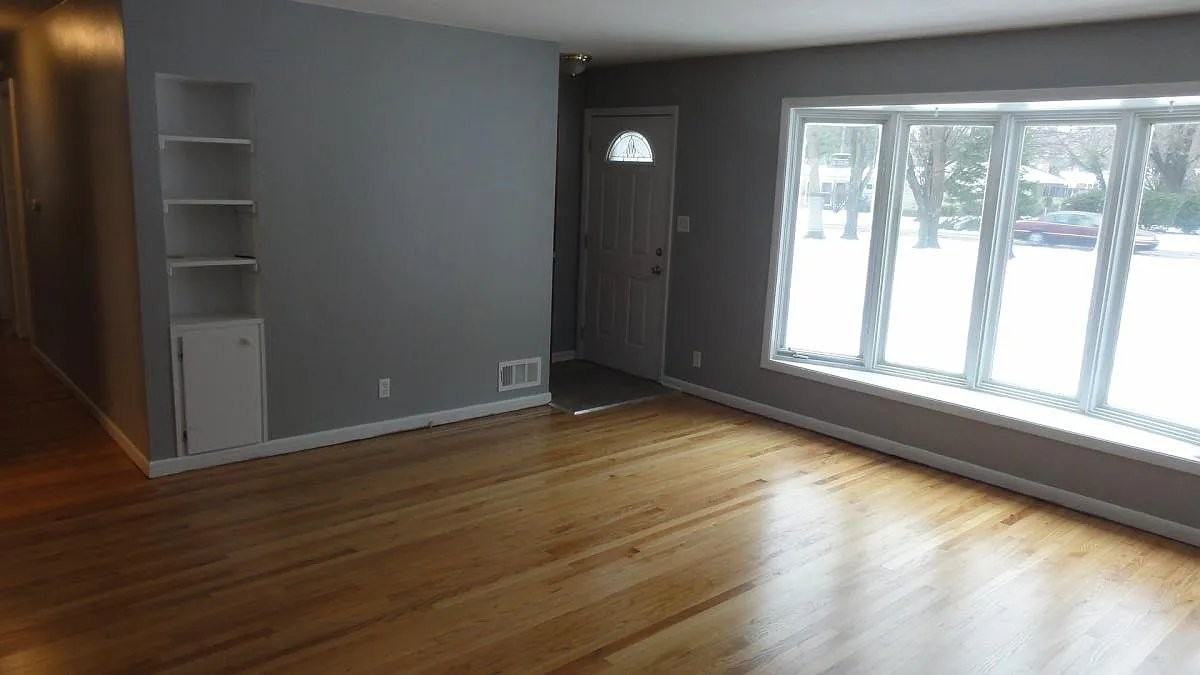 6488 N Rural St - Photo 2 of 14