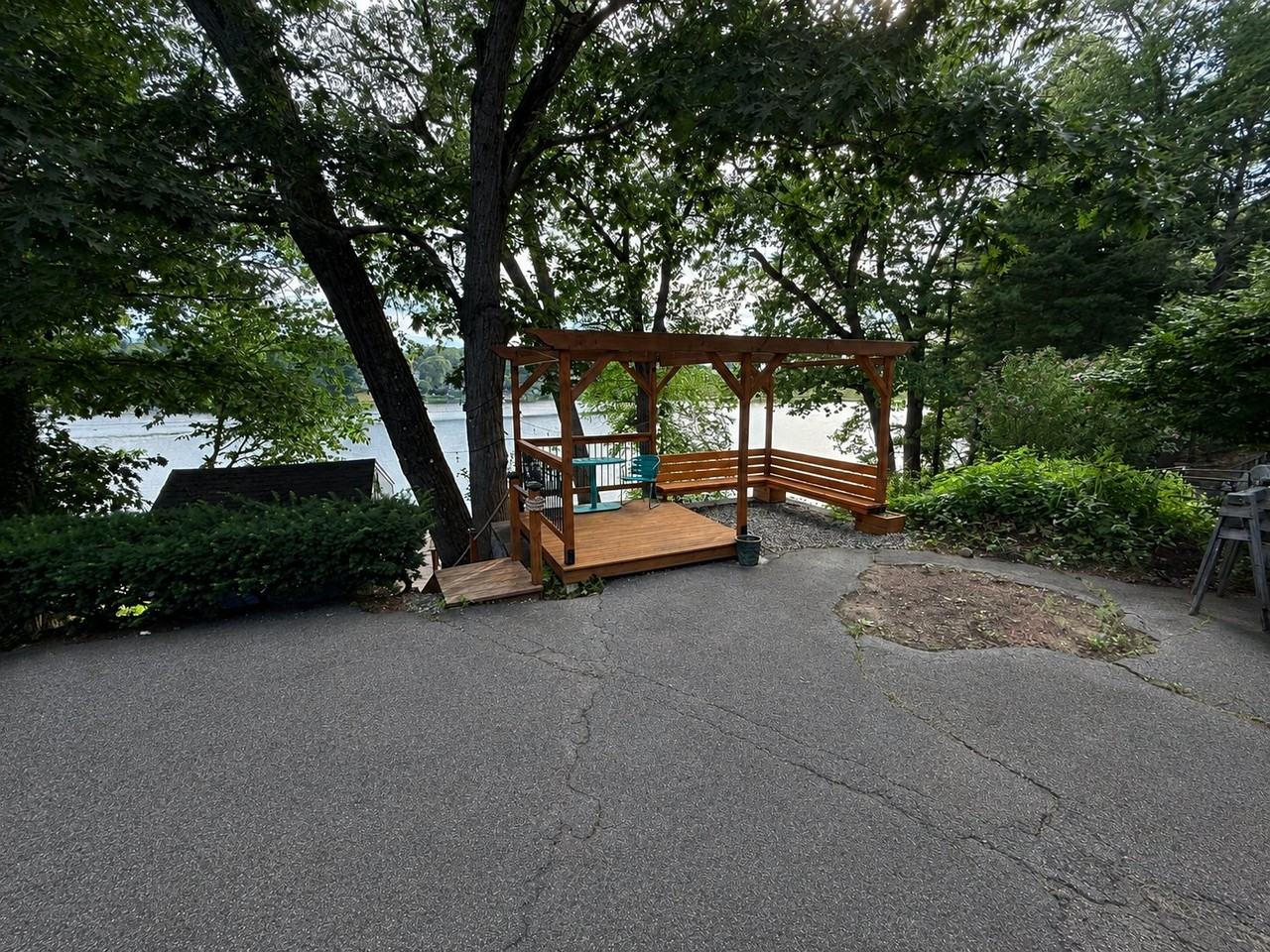 5 Rock Pond Ave - Photo 4 of 20