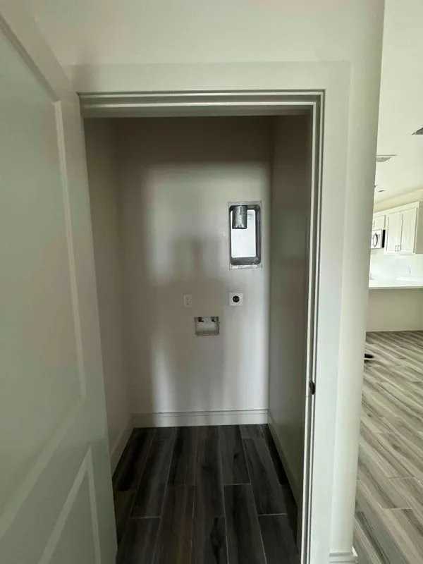 1802 Atrium Place Dr #12 - Photo 4 of 7