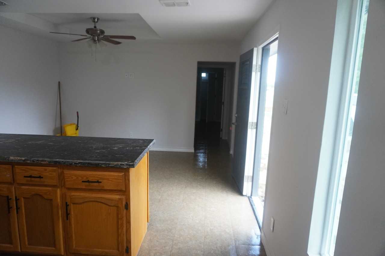 1306 N Moorefield Rd - Photo 4 of 21