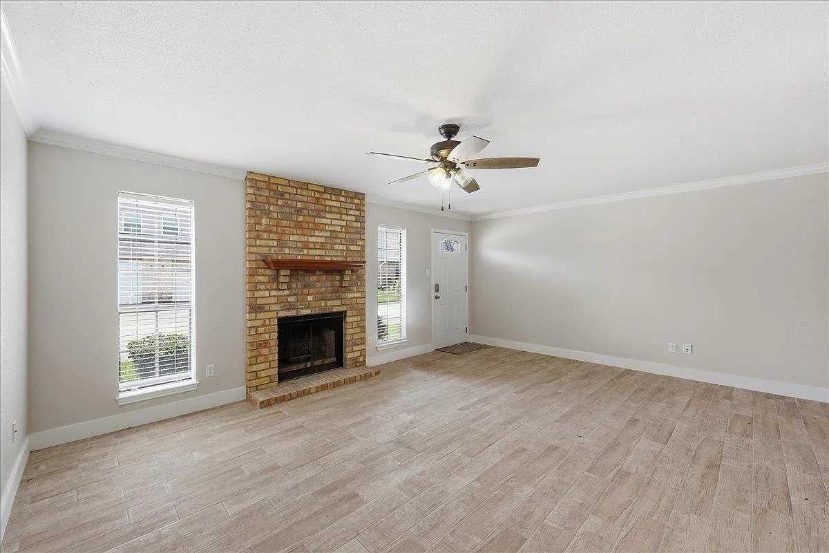 1182 Green Meadow St - Photo 2 of 13
