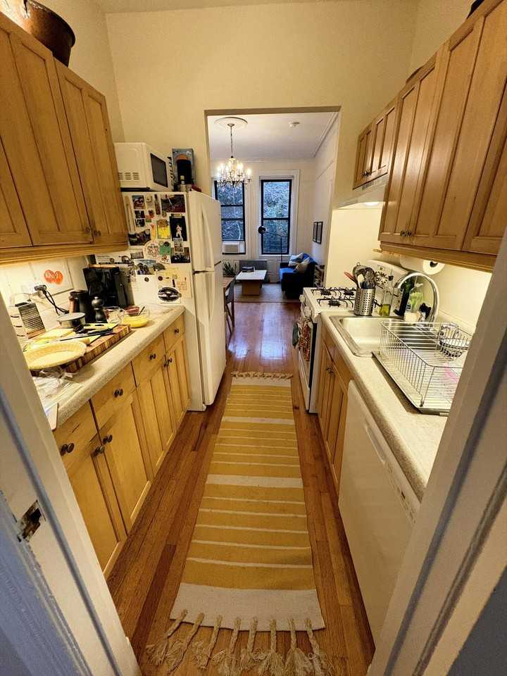 418 4th St #3 - Photo 7 of 15