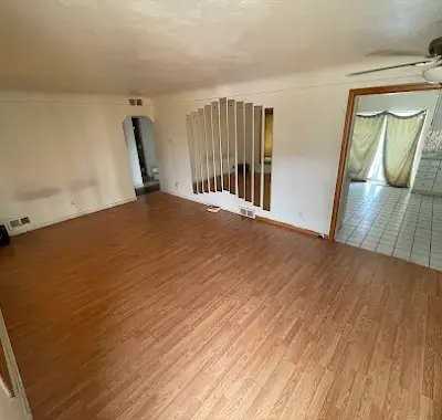 3205 Menominee Ave - Photo 6 of 20