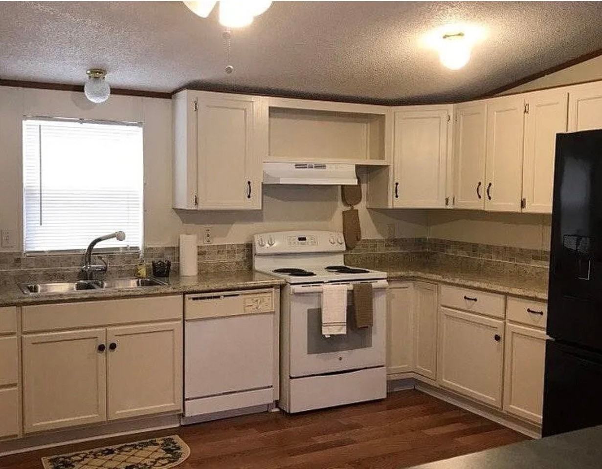193 101County Road - Photo 4 of 10