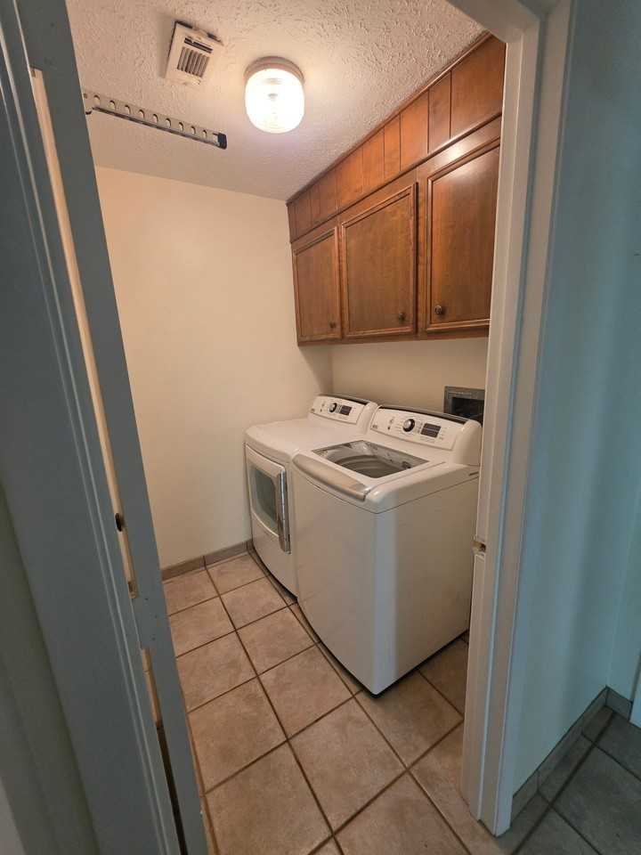 307 Lakeside Dr - Photo 7 of 13