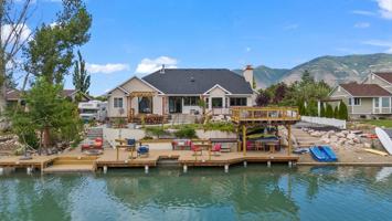 featured image of 18 Lakeview