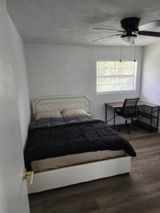 3725 Nw 8th Ave - Photo 5 of 5
