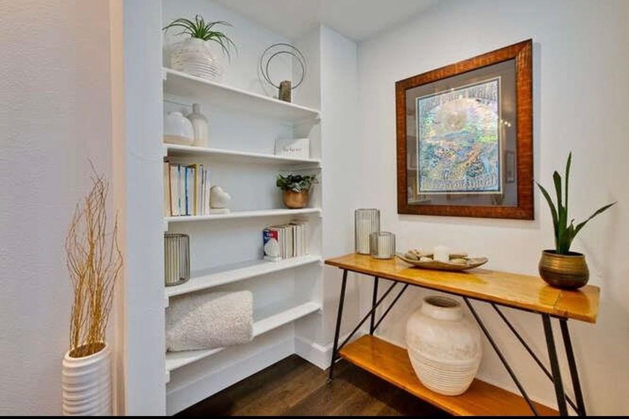 97 E Saint James St - Photo 3 of 15