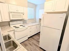 featured image of 206 W 13th Ave