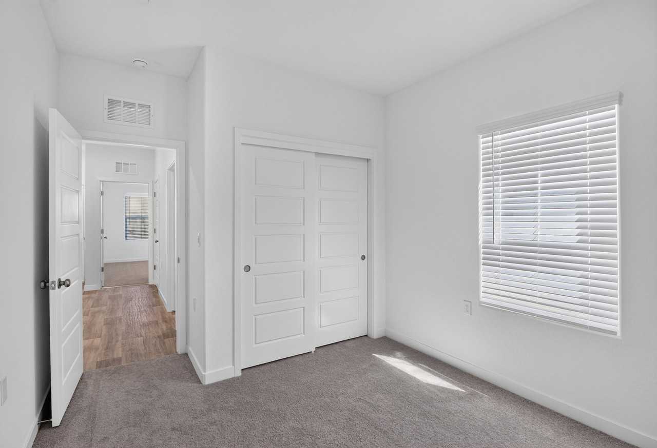 3338 N Contessa Ave - Photo 6 of 15