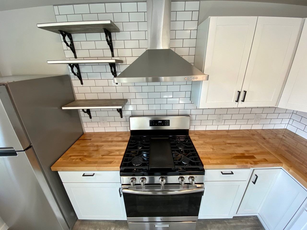 1033 Juneau St #1033 - Photo 3 of 14