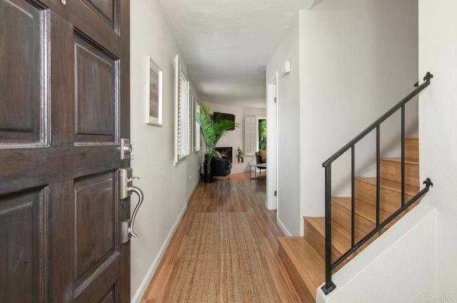5095 Lambert Ln - Photo 3 of 20