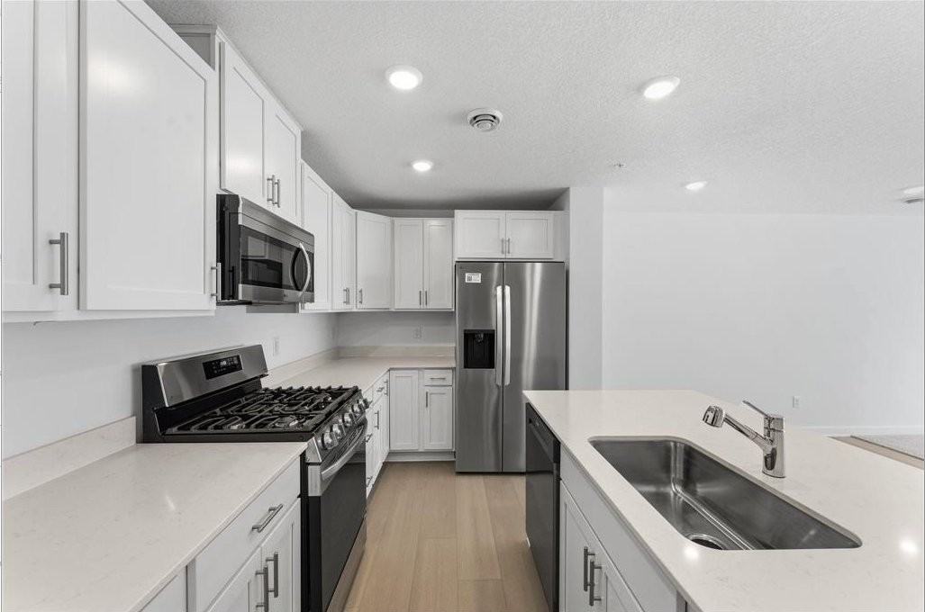 15011 Adare Way - Photo 3 of 17