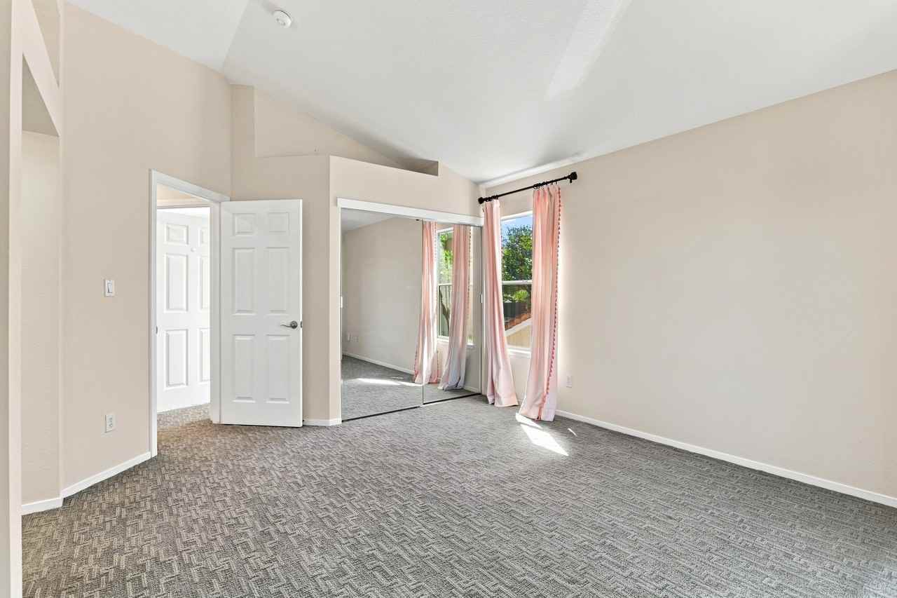 2693 Mission Greens Dr - Photo 7 of 20