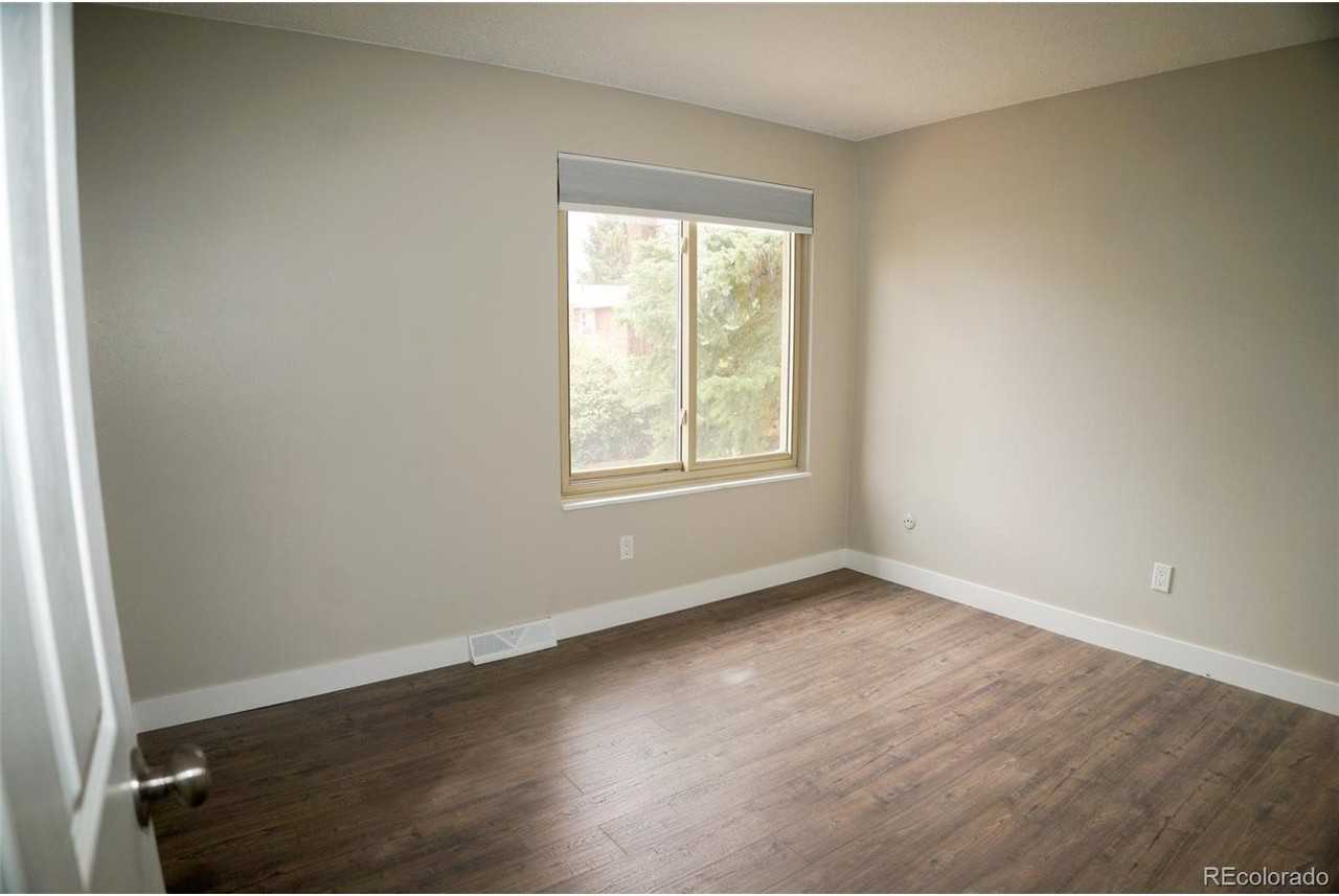 14517 E 12th Ave - Photo 2 of 18