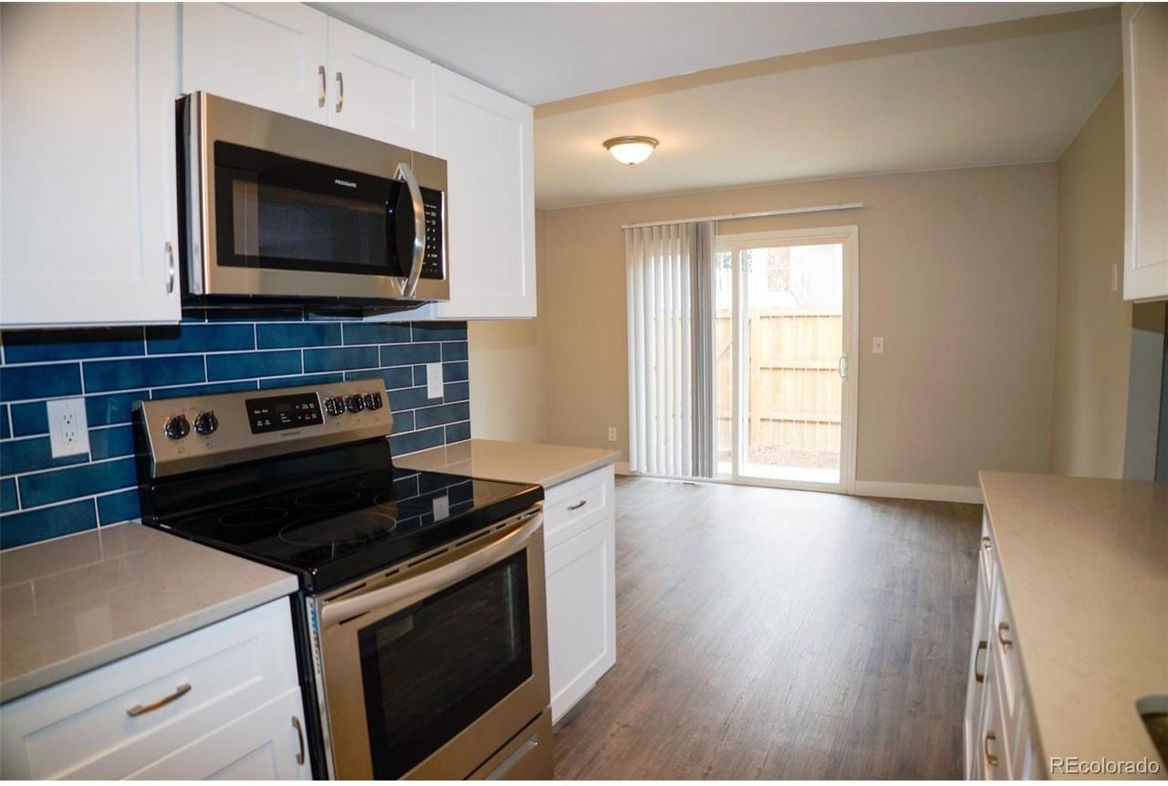 14517 E 12th Ave - Photo 6 of 18