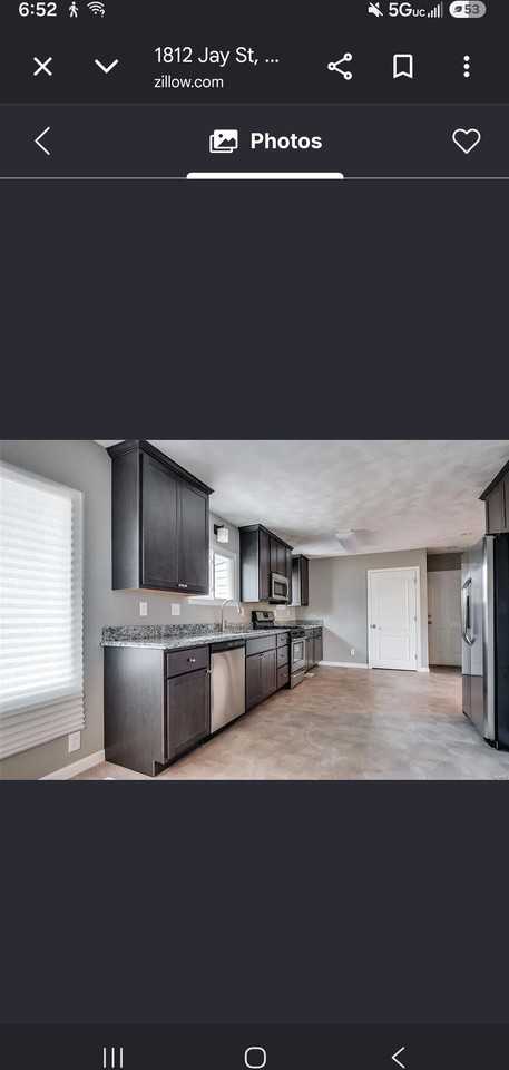 1812 Jay Ave - Photo 3 of 13