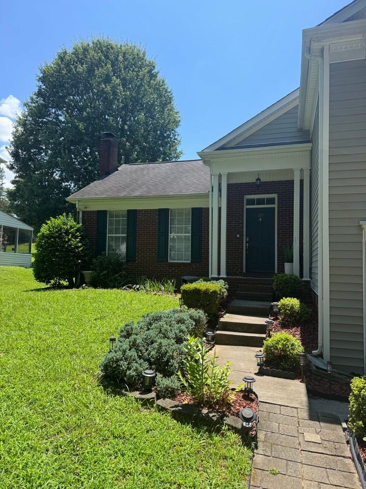 13715 Kensal Green Dr - Photo 3 of 20