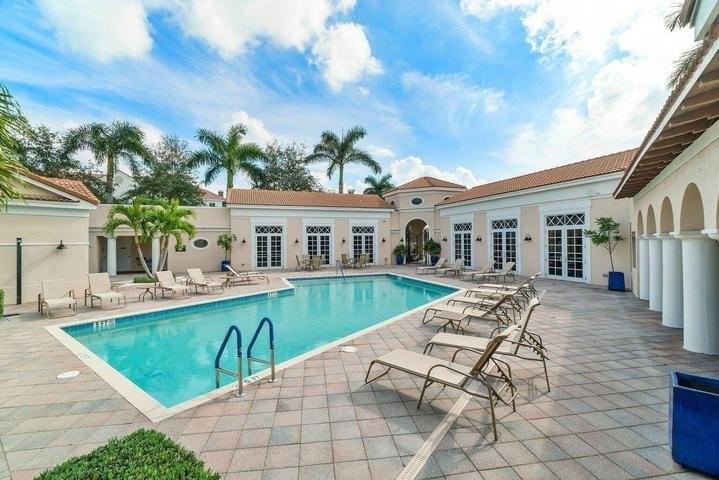 8332 Nw 7th Ct - Photo 3 of 8